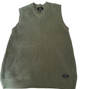 threadbare olive green sweater vest size large